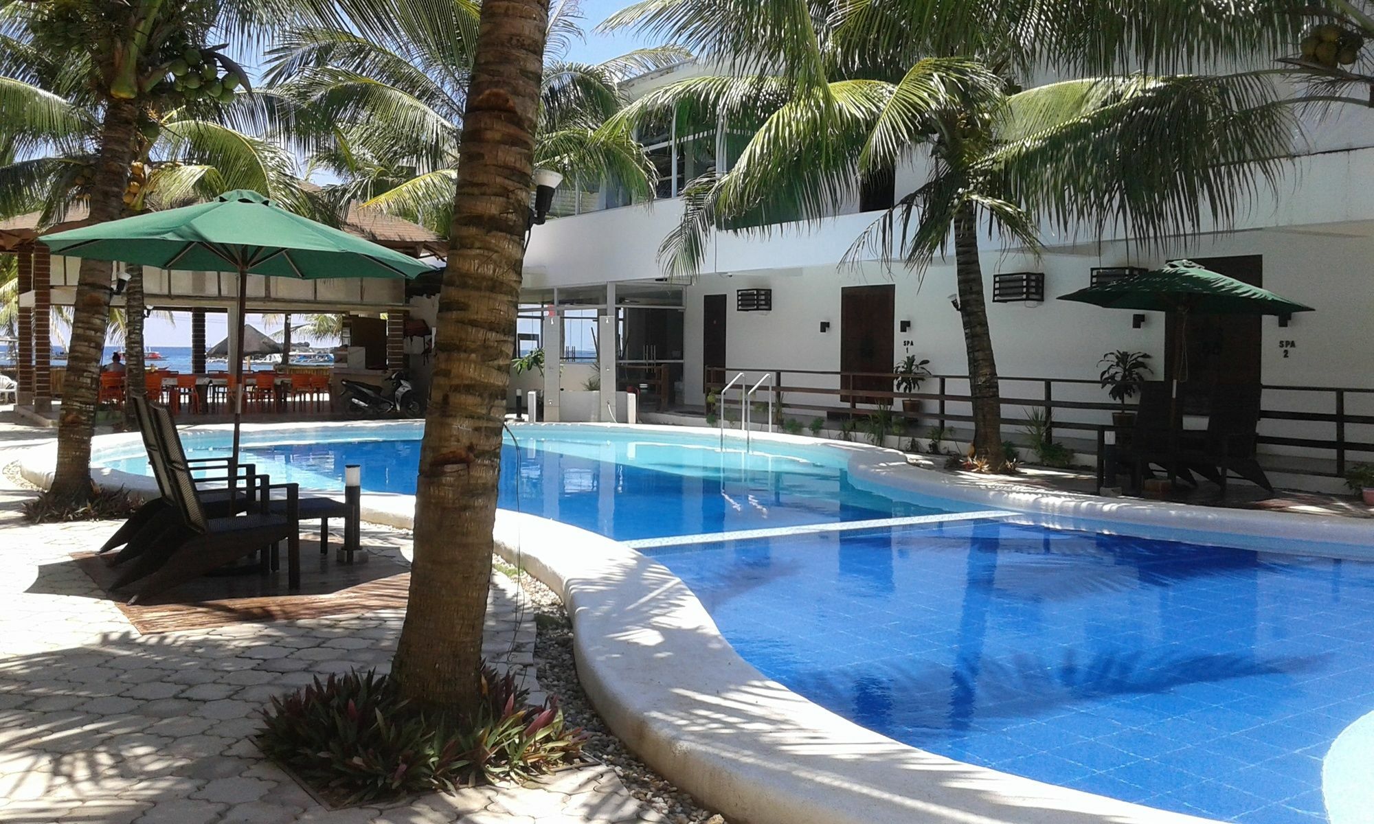 Feliness Resort Manoc-Manoc Esterno foto
