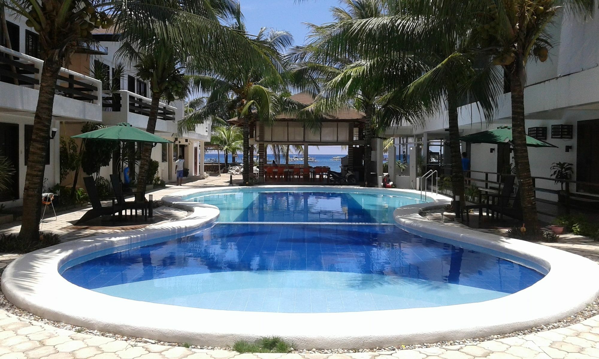 Feliness Resort Manoc-Manoc Esterno foto