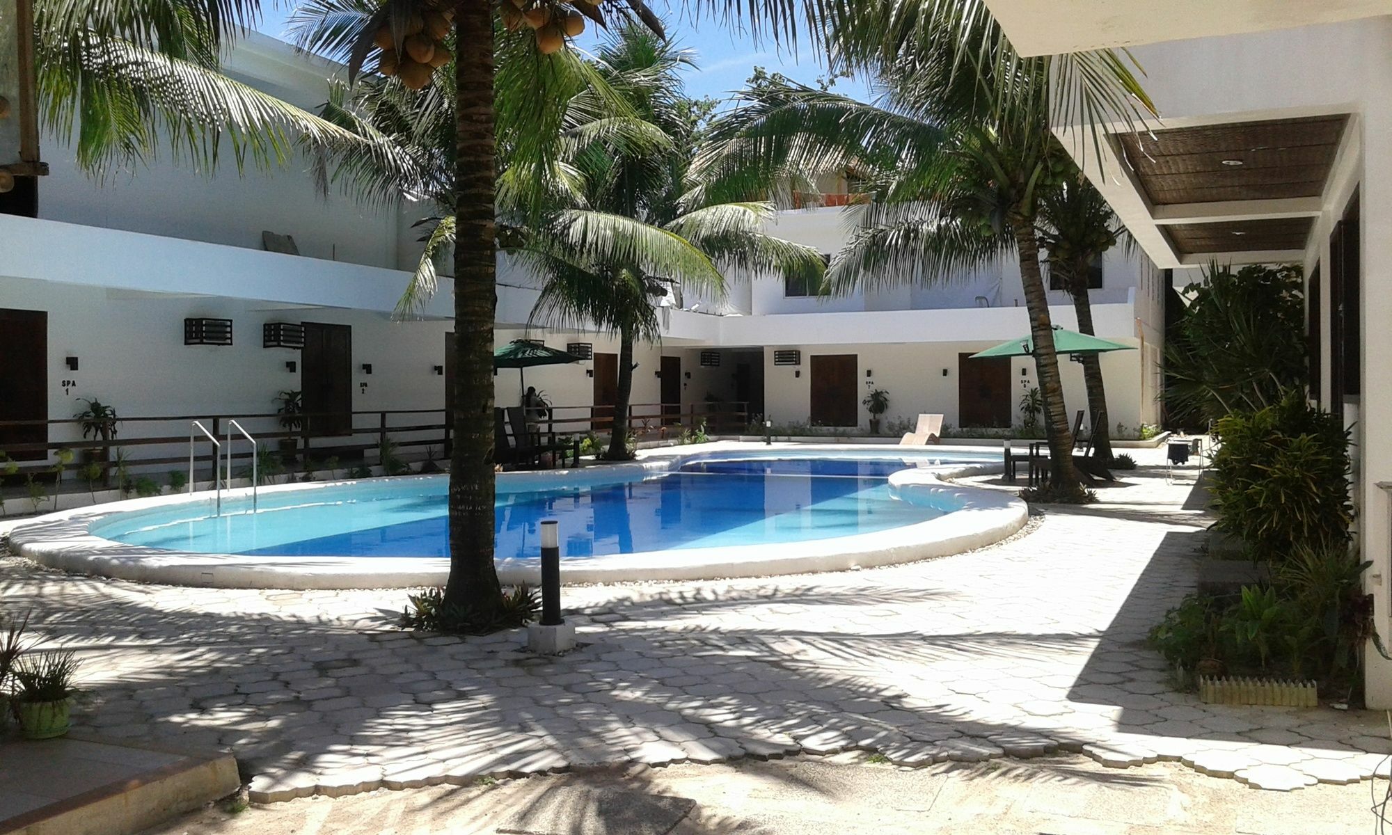 Feliness Resort Manoc-Manoc Esterno foto